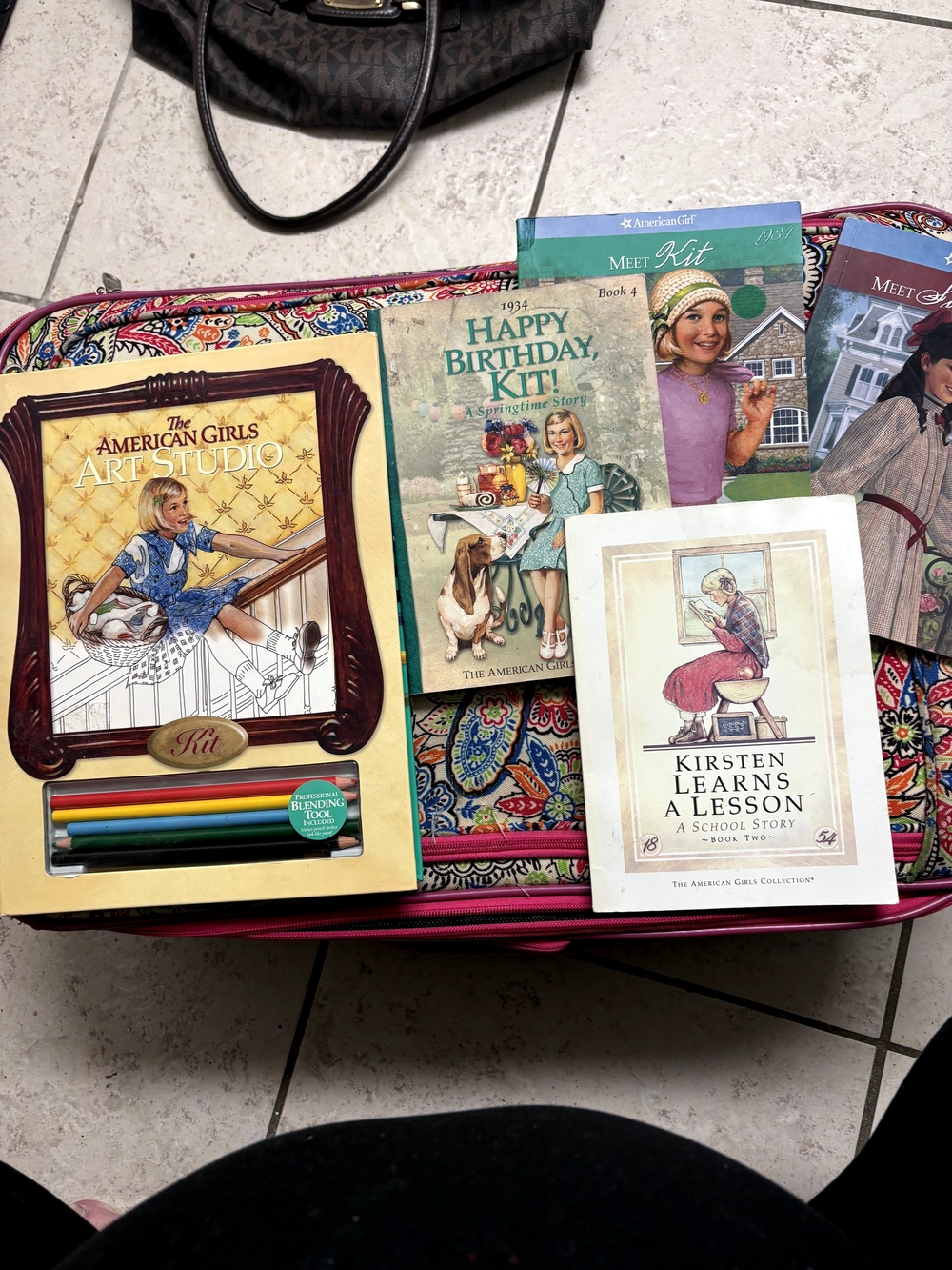American Girl Kit Book & Art Set — Multicolor Covers And Books